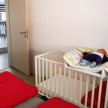 Haus Kleiner Findling Im Lausitzer Seenland Tätzschwitz Esterno foto